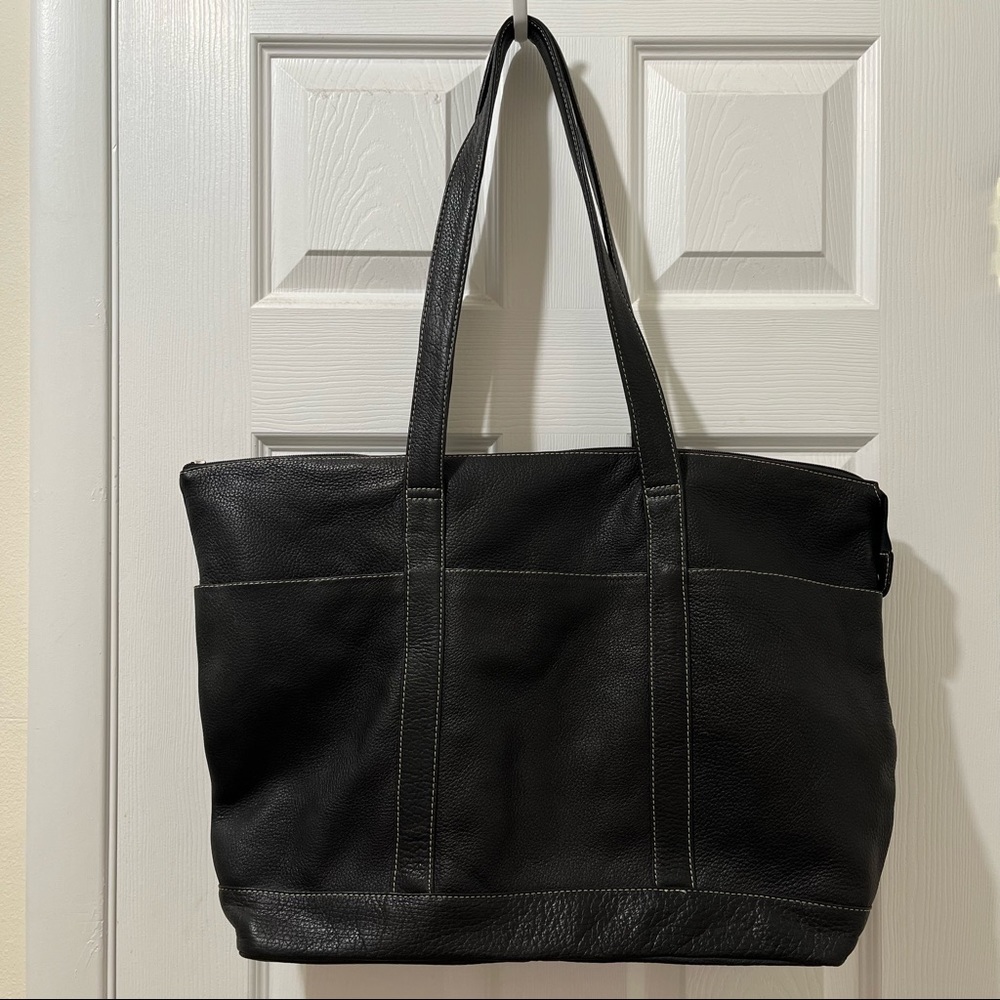 Cape Cod Leather tote bag with lots of pockets!